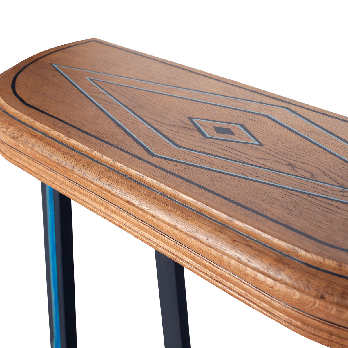 motif sur le plateau de la console d'entrée en bois