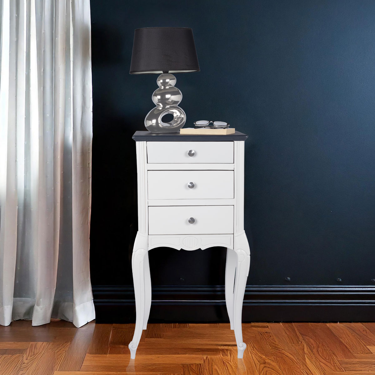 table de chevet Louis XV relookée gris Souris