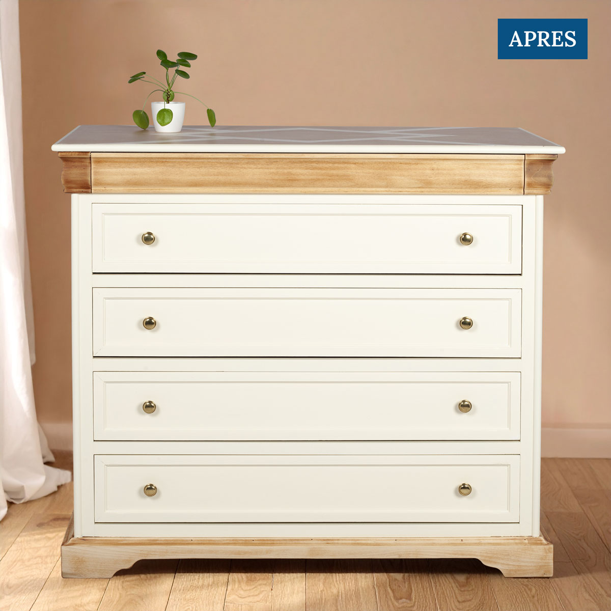 commode crème après son relooking