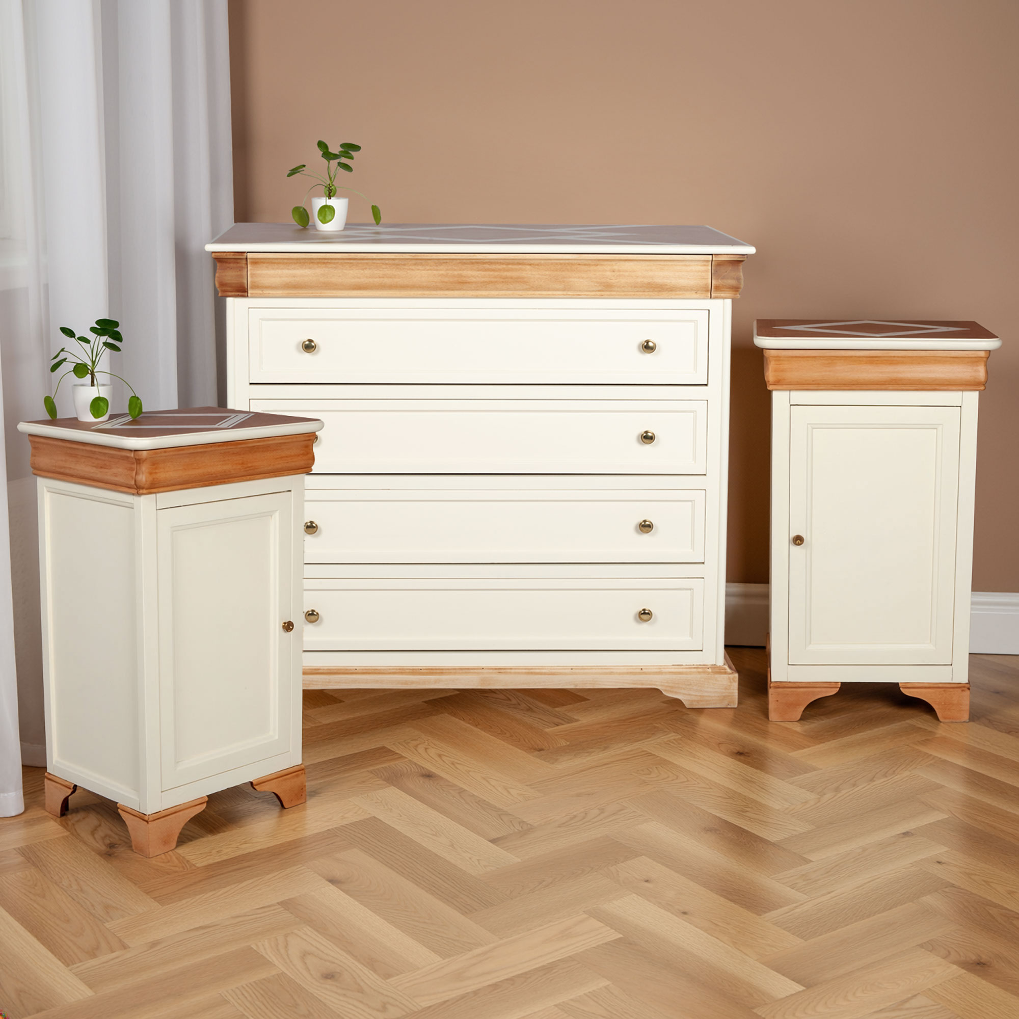 ensemble de meuble pour la chambre relooké en jasmin