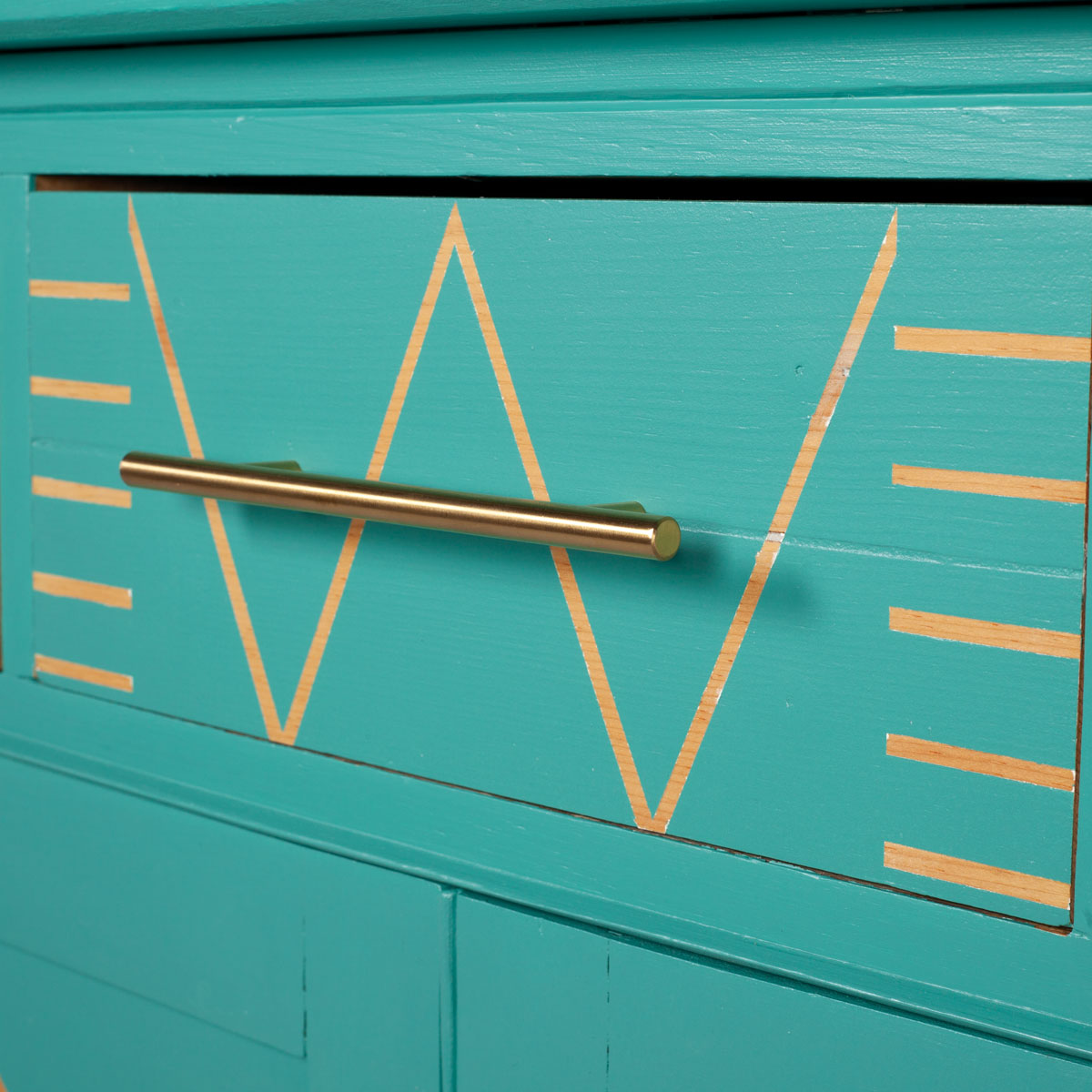 Détail d'un relooking de meuble