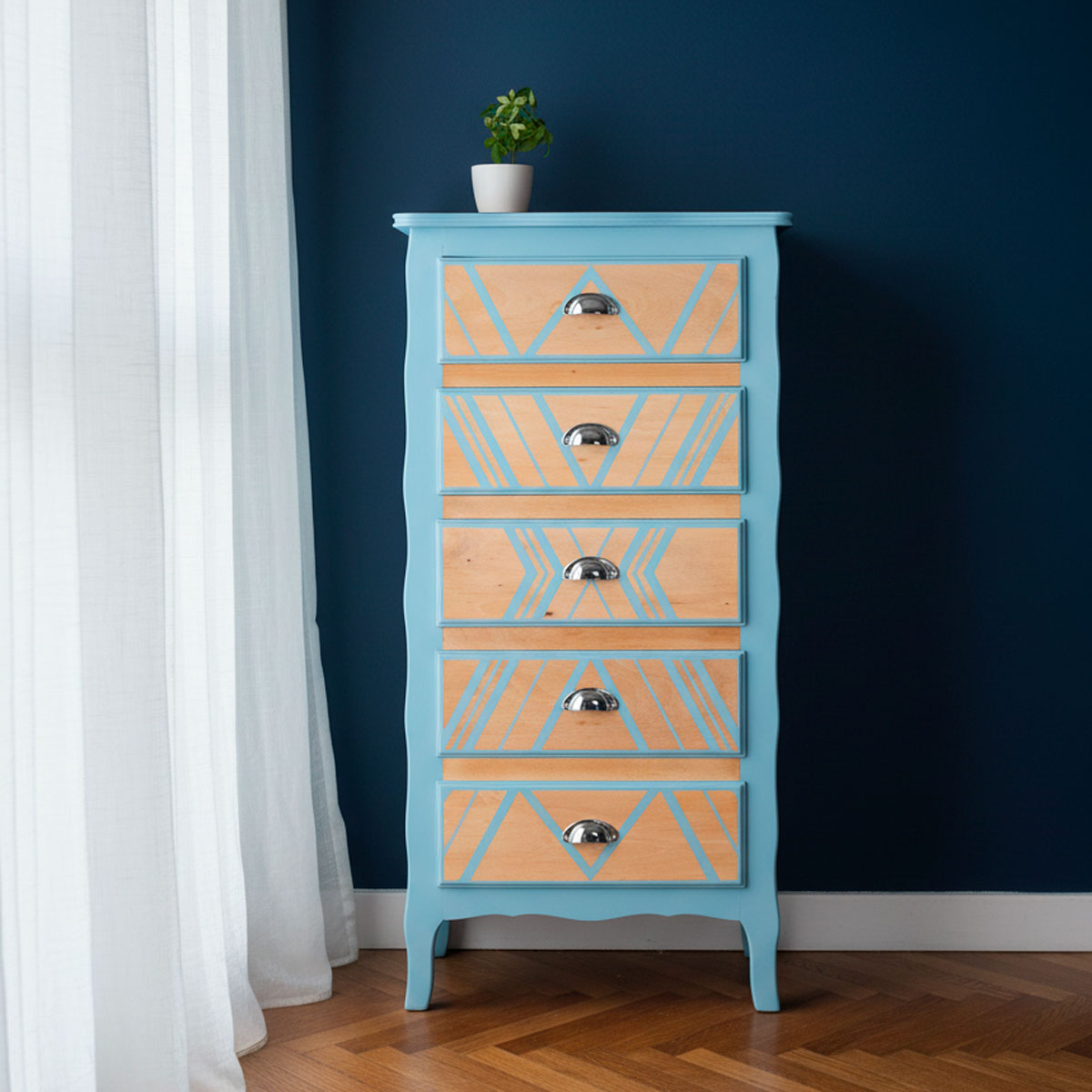 chiffonnier ancien relooké bleu