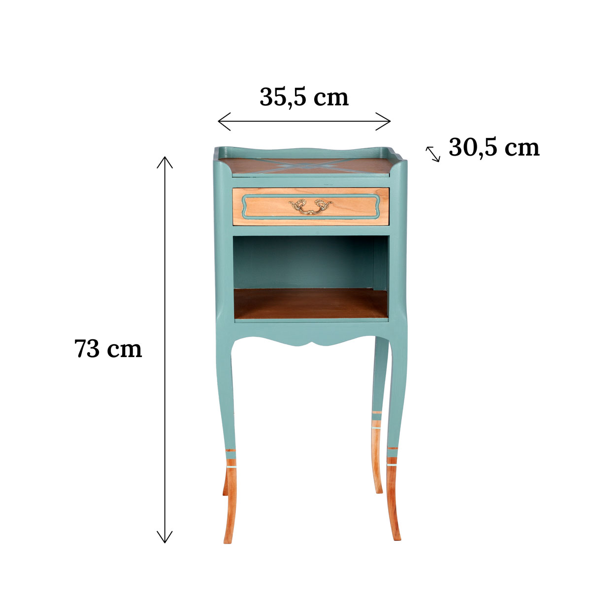 table de chevet verte au style Louis XV relookée avec ses dimensions